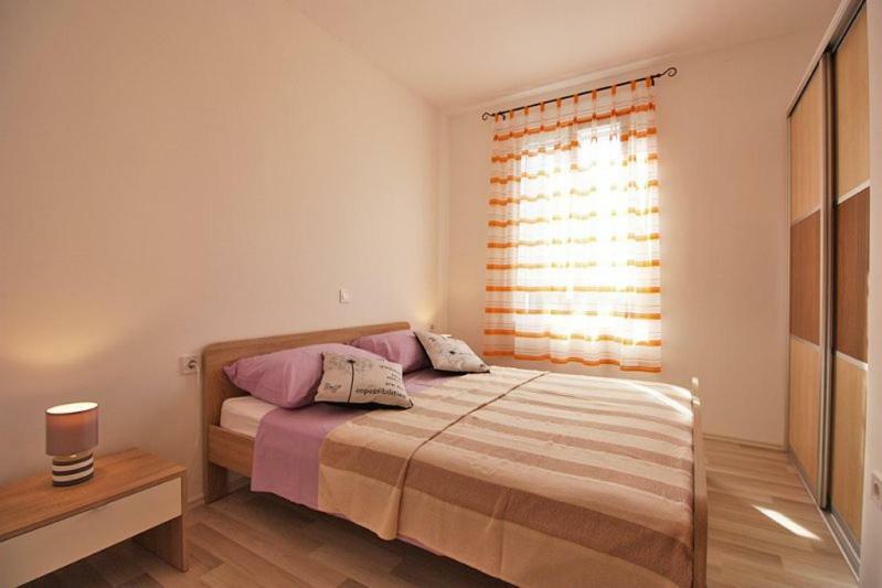 Apartman Petra Fazana Luaran gambar